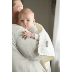 VINTER& BLOOM Joy Warme Deken White 8 VINTER& BLOOM Joy Warme Deken White -Beddengoed Verkoopwinkel vinter bloom joy warme deken white a383077 3